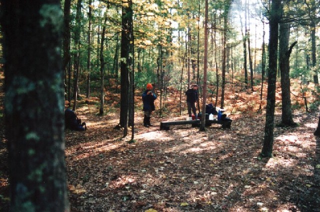sbkc21-c,r_setting_up_camp