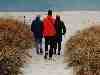 sbkc07-c,b,r_walking_down_to_beach.jpg